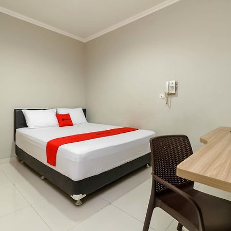 RedDoorz @ Mangga Besar 2 Hotel Jakarta Bagian luar foto