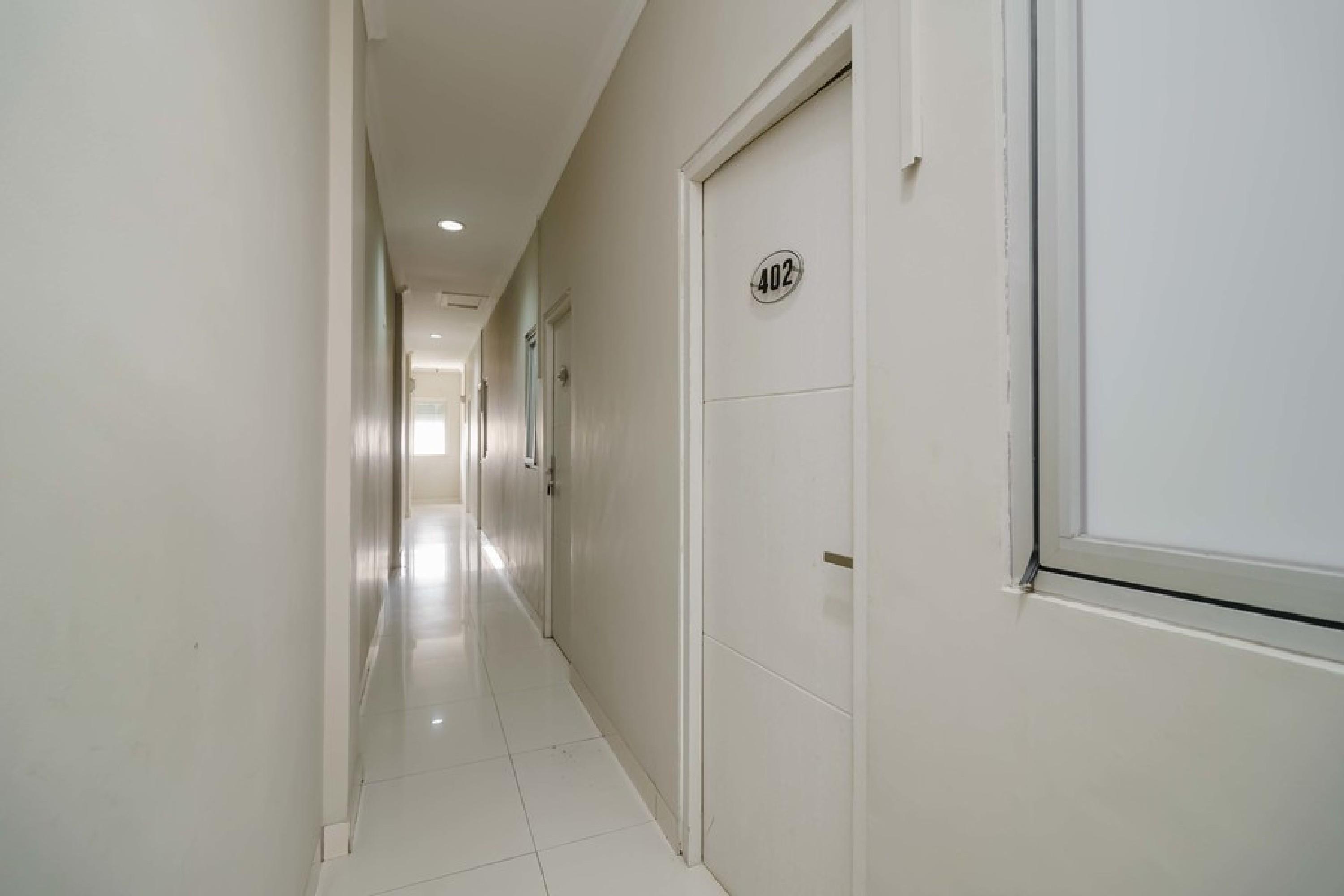 RedDoorz @ Mangga Besar 2 Hotel Jakarta Bagian luar foto