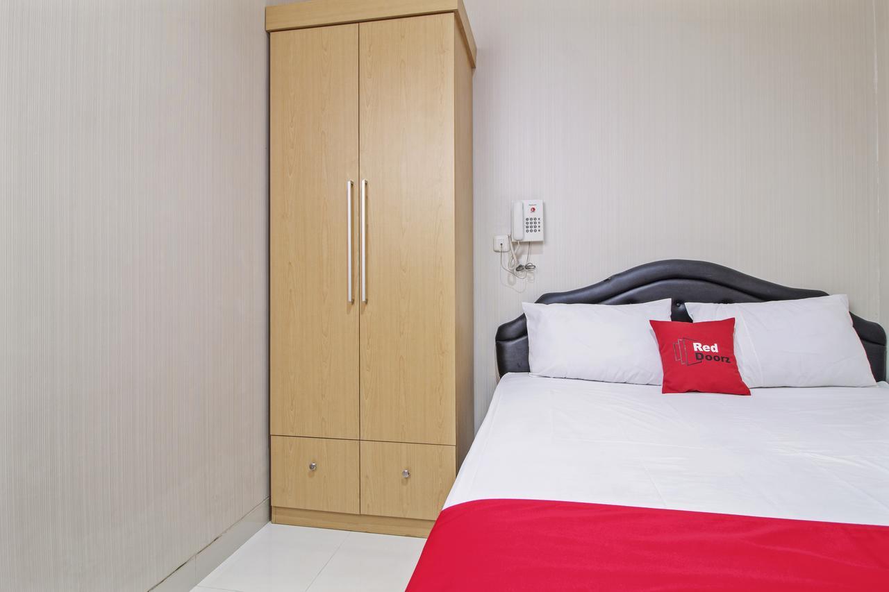 RedDoorz @ Mangga Besar 2 Hotel Jakarta Bagian luar foto