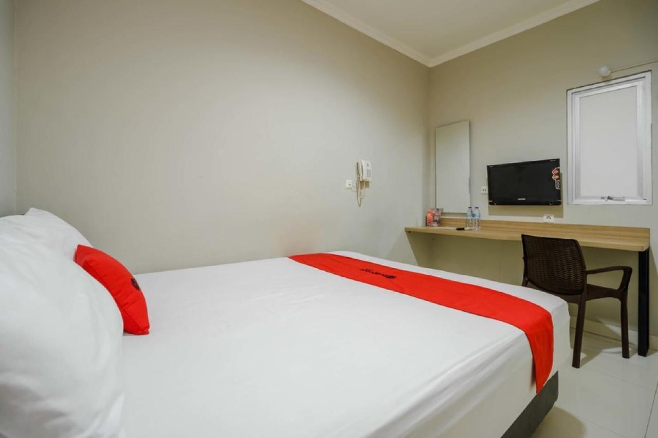 RedDoorz @ Mangga Besar 2 Hotel Jakarta Bagian luar foto